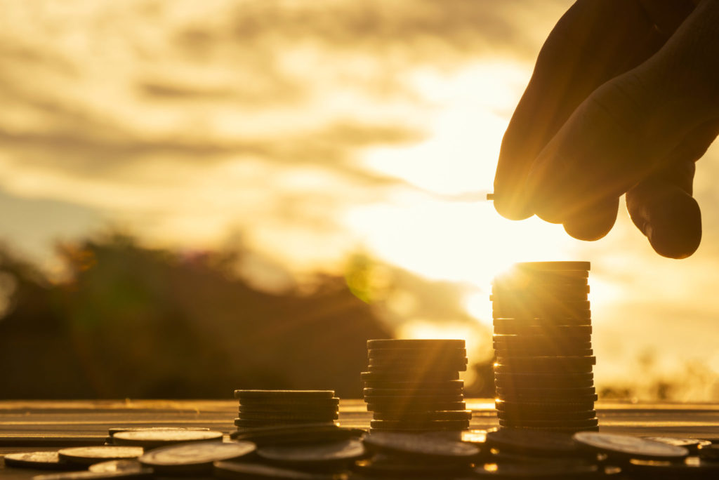 Hand accounting for finances in order to save money
