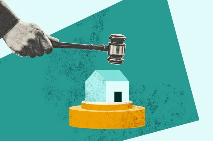 Person swinging a gavel to symbolize how someone can avoid probate and leave property upon death in other ways